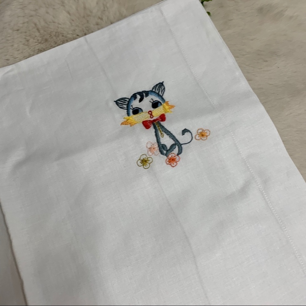Vtg. Baby Crib Sheet Pillow Case Hand Embroidery - Picture 4 of 7